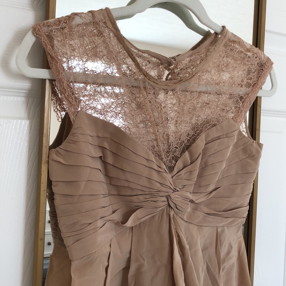 Beautiful Silk and Lace top BCBG ✨